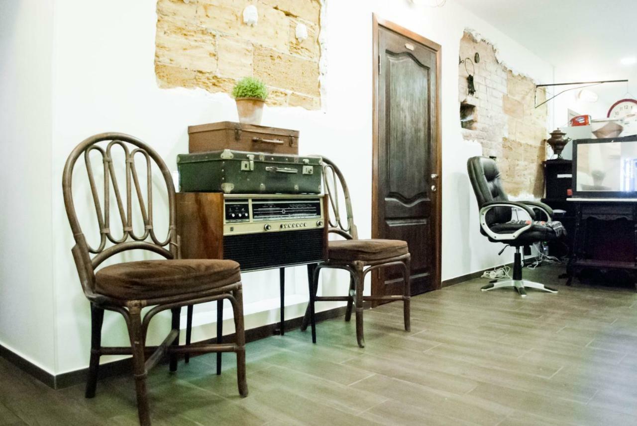 Hostel Uyutniy Dvorik 오데사 외부 사진